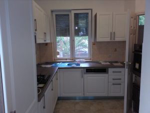 konyhabutrok_osszeszereles_konyhai_butorok_osszeszerelese_asztalosgyorsszerviz